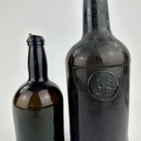 Half Size Squat Wine Bottle C1810/20
